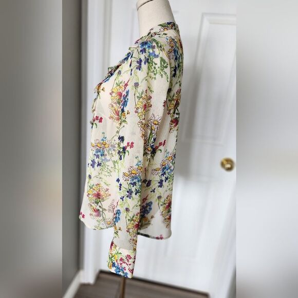 NWOT H&M Floral ruffle blouse - Size 8 - Picture 4 of 9